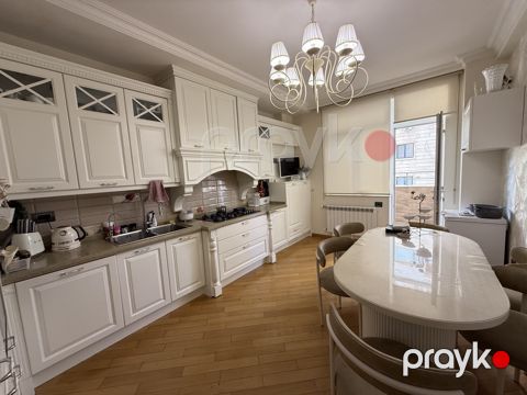 Satılır 3 otaqlı yeni tikili 157 m² — Bakı
