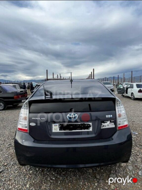 Toyota Prius, 1.8 L, 1.3 kWh, 2010 il, 270 000 km — Avtomobillər, Gəncə (2)