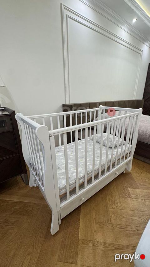 Kravat 60 azn satilir Rusiya istehsalı,keyfiyetli,işlək