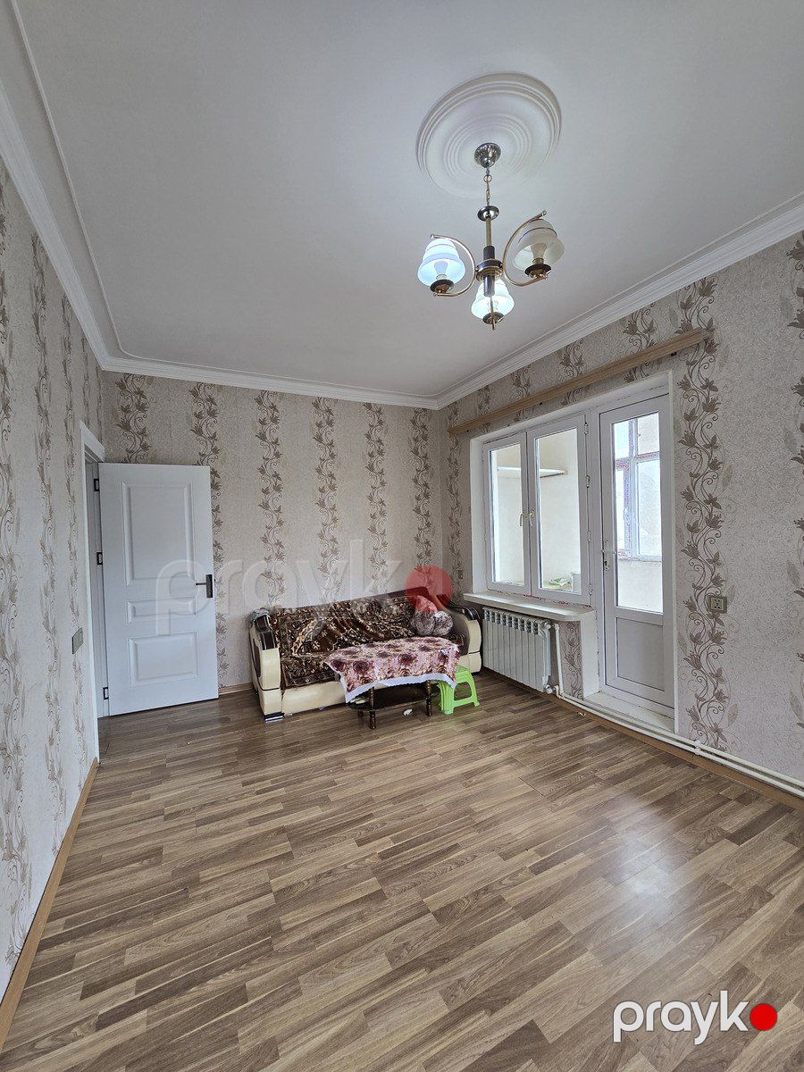Satılır 2 otaqlı köhnə tikili 38 m² — Mənzil, Bakı (2)