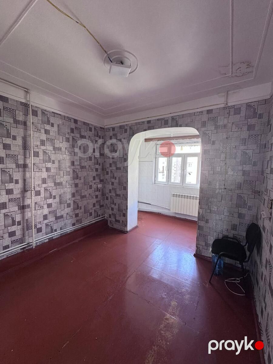 Satılır 1 otaqlı köhnə tikili 50 m² — Mənzil, Bakı (5)