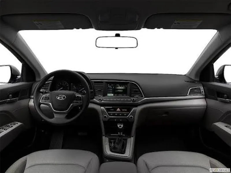 Hyundai Elantra 2018 — gündəlik icarə — Minik avtomobili icarəsi, Bakı (4)
