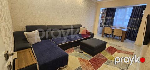 Satılır 3 otaqlı köhnə tikili 80 m² — Bakı