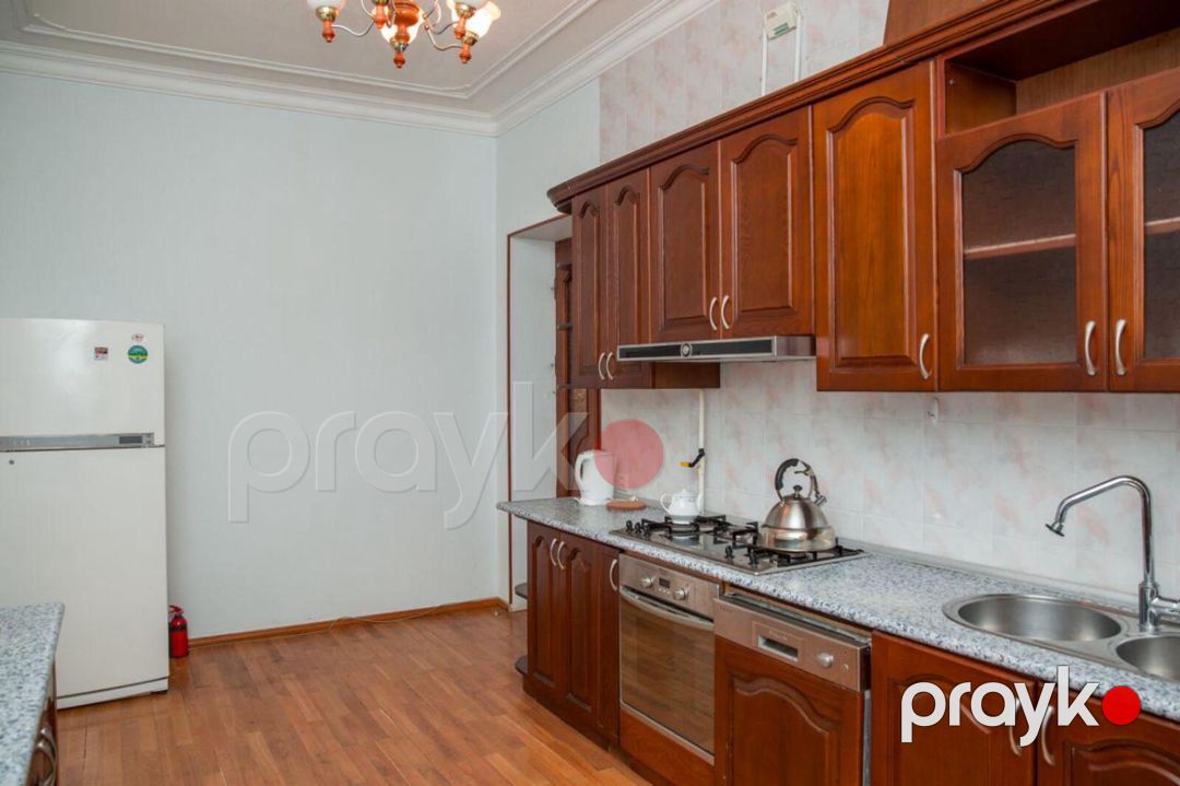 Satılır 7 otaqlı həyət evi/bağ evi 400 m² — Ev, villa, Bakı (12)