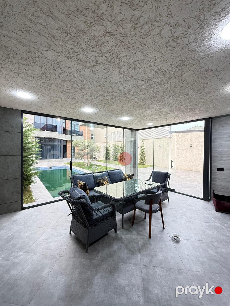 Satılır 4 otaqlı həyət evi/bağ evi 250 m² — Ev, villa, Bakı (11)