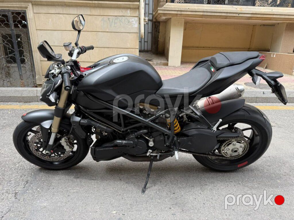 Ducati Streetfighter, 900 sm3, 2011 il, 1 178 km — Motosikletlər, Bakı (3)