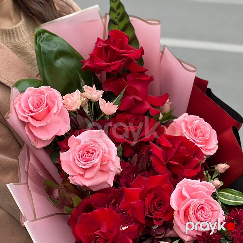 Qırmızı və Çəhrayı Qızılgüllər - code:5077 — Bitkilər, Bakı (3)