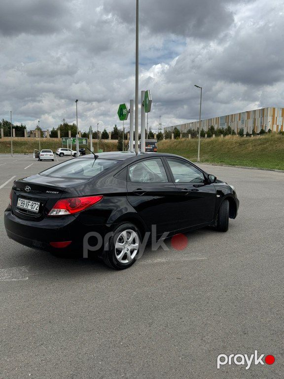 Hyundai Accent, 1.4 L, 2011 il, 90 000 km — Avtomobillər, Bakı (5)