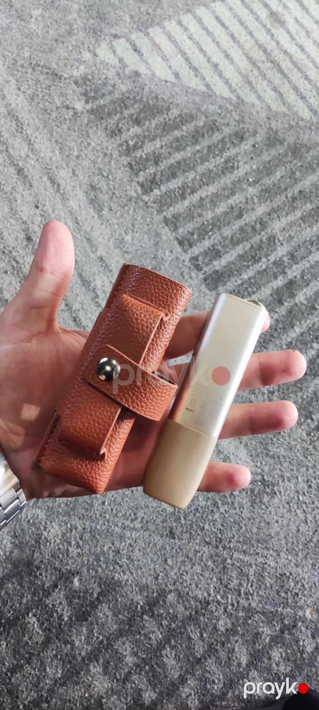 Iqos cihazı satılır. - Model: Iqos (qızılı rəng) - Komplekt: dəri — Elektronik siqaretlər, Bakı (6)
