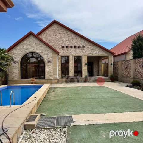 Satılır 4 otaqlı həyət evi/bağ evi 200 m² — Bakı