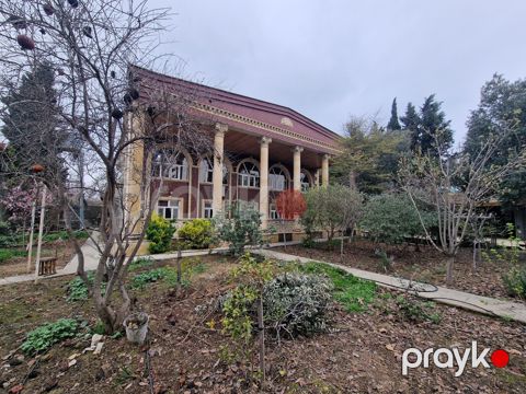 Satılır 6 otaqlı həyət evi/bağ evi 200 m² — Bakı