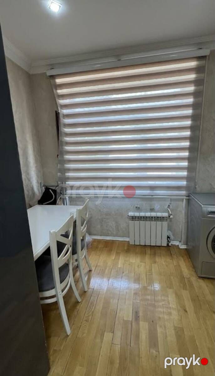 Satılır 4 otaqlı köhnə tikili 110 m² — Mənzil, Bakı (10)
