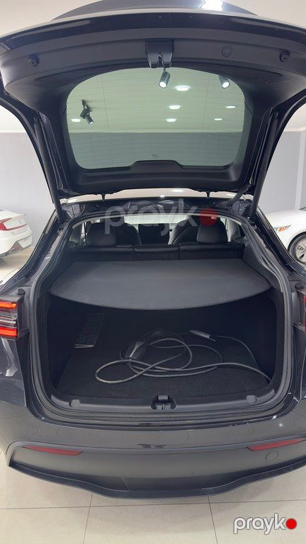 Tesla Model Y, 75 kWh, 2024 il, 18 396 km — Avtomobillər, Bakı (8)