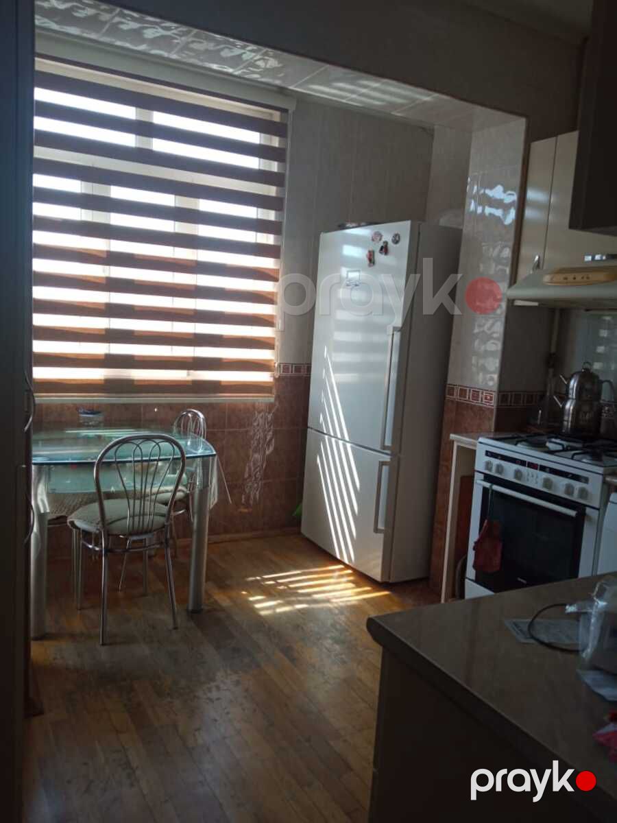 Satılır 5 otaqlı köhnə tikili 120 m² — Mənzil, Bakı (8)