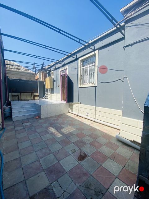 Həyət evi, Binəqədi qəs — Bakı