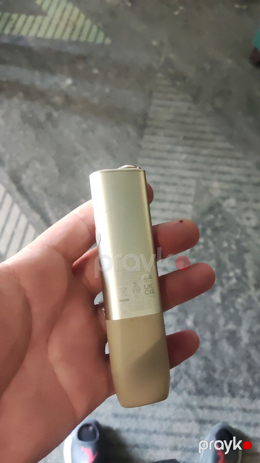 Iqos cihazı satılır. - Model: Iqos (qızılı rəng) - Komplekt: dəri — Elektronik siqaretlər, Bakı (2)