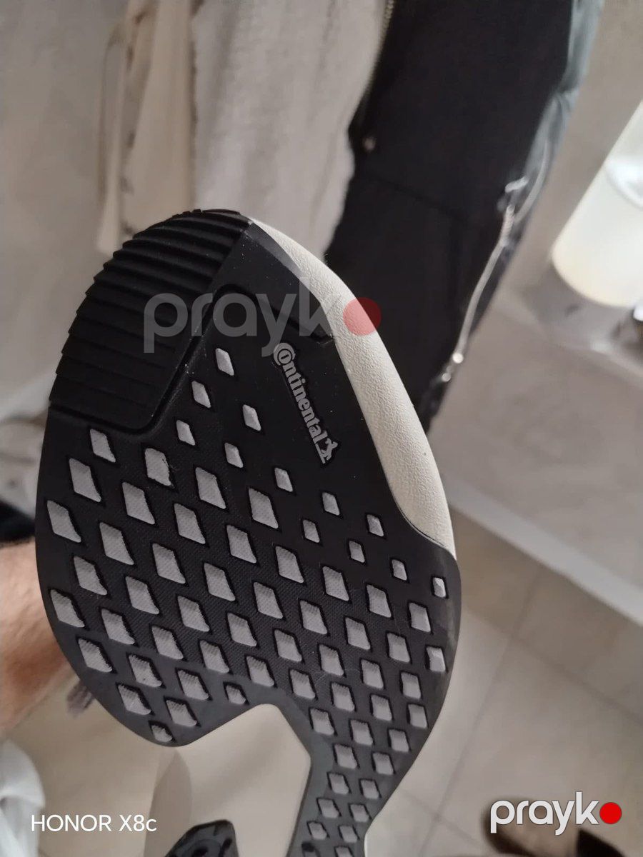İdman ayaqqabısı Adidas — Geyim, ayakkabı, aksesuarlar, Bakı (3)