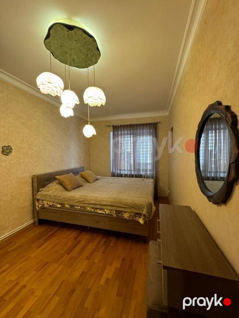 İcarəyə verilir 2 otaqlı köhnə tikili 70 m² — Bakı