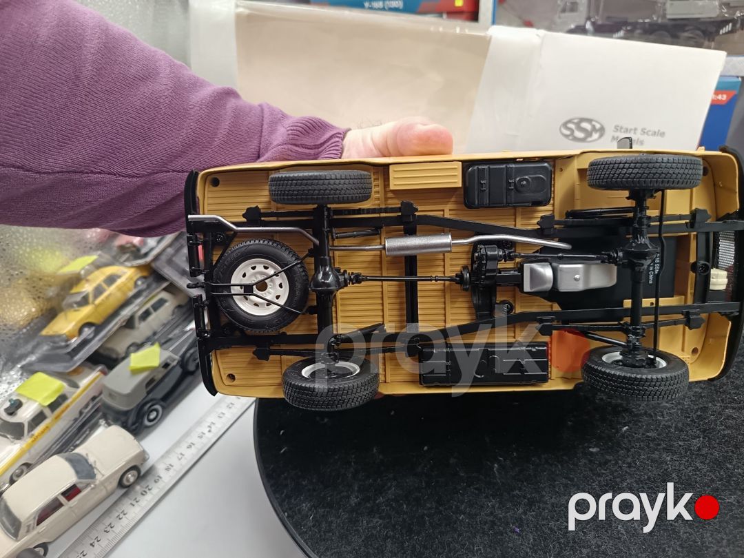 "UAZ Buxanka 1/18 SSM" modeli — Kolleksiyalar, Bakı (11)