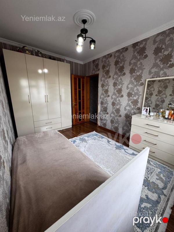 Satılır 4 otaqlı Bina evi menzil (Köhnə tikili), 95 m², 17-ci mikrorayon — Mənzil, Sumqayıt (11)
