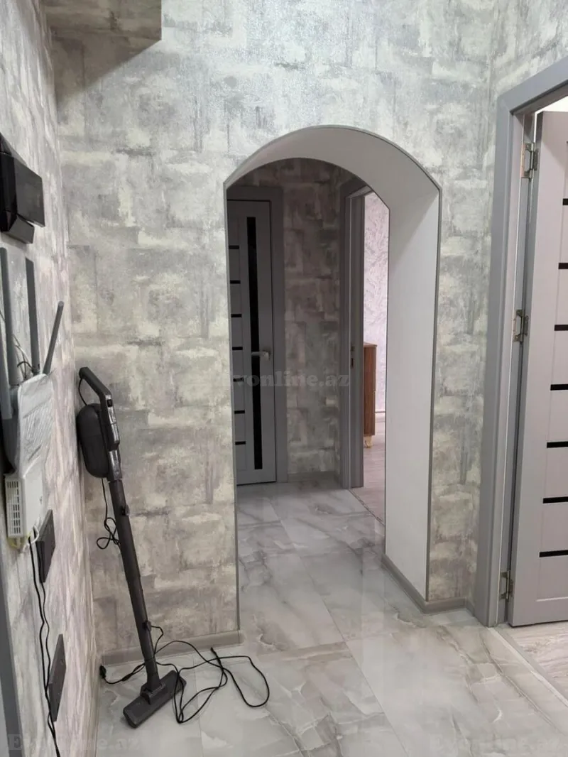 Satılır 1 otaqlı Mənzil Köhnə tikili 35 m² Bakı, Binəqədi r — Mənzil, Bakı (6)