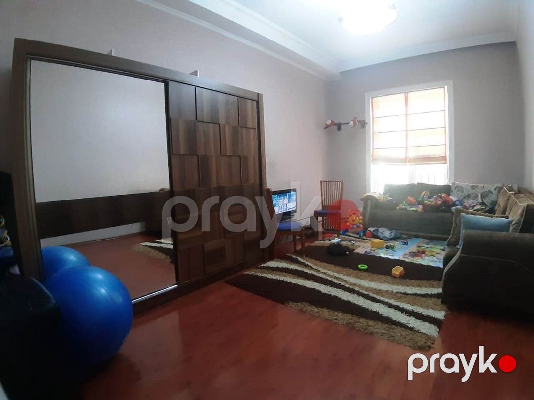 4 otaqlı mənzil, 170 m², Nızamı metrosu yani., Bakı — Mənzil (9)