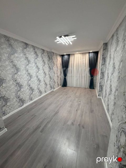 Satılır 3 otaqlı köhnə tikili 65 m² — Bakı