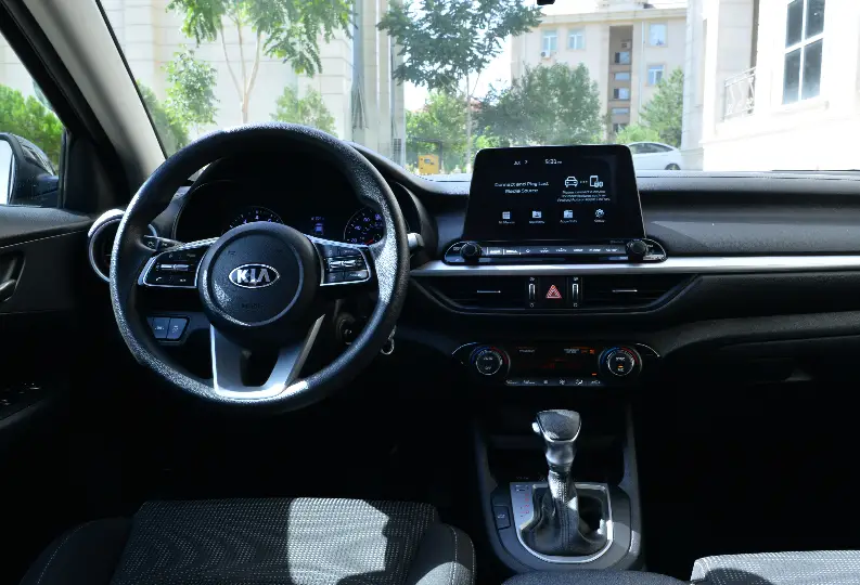 Kia Cerato (Forte) 2018 — gündəlik icarə — Minik avtomobili icarəsi, Naxçıvan (3)