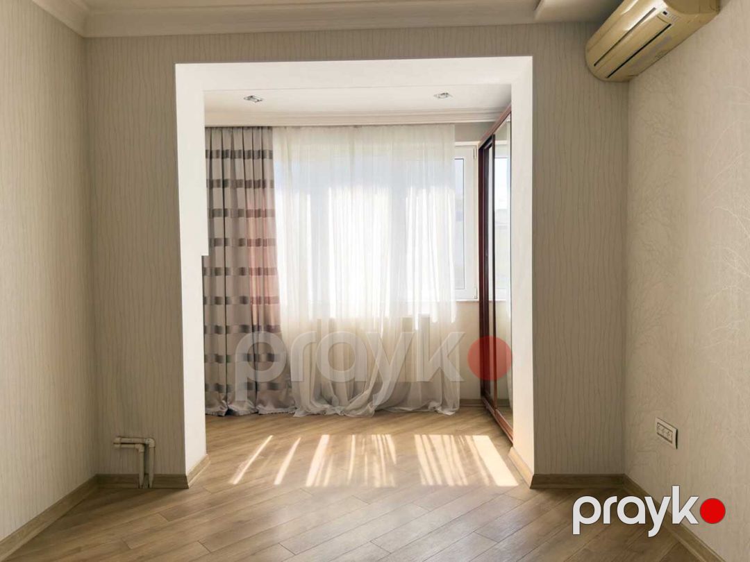 Satılır 2 otaqlı köhnə tikili 65 m² — Mənzil, Bakı (7)