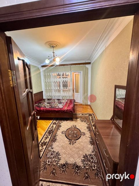 İcarəyə verilir 2 otaqlı köhnə tikili 60 m² — Bakı