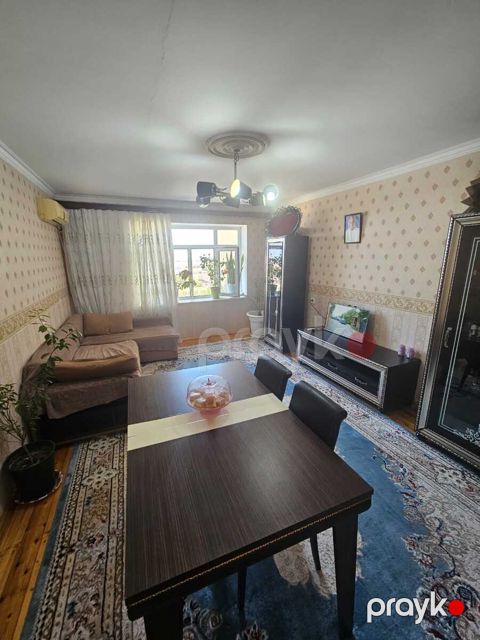 Satılır 3 otaqlı köhnə tikili 64 m² — Bakı