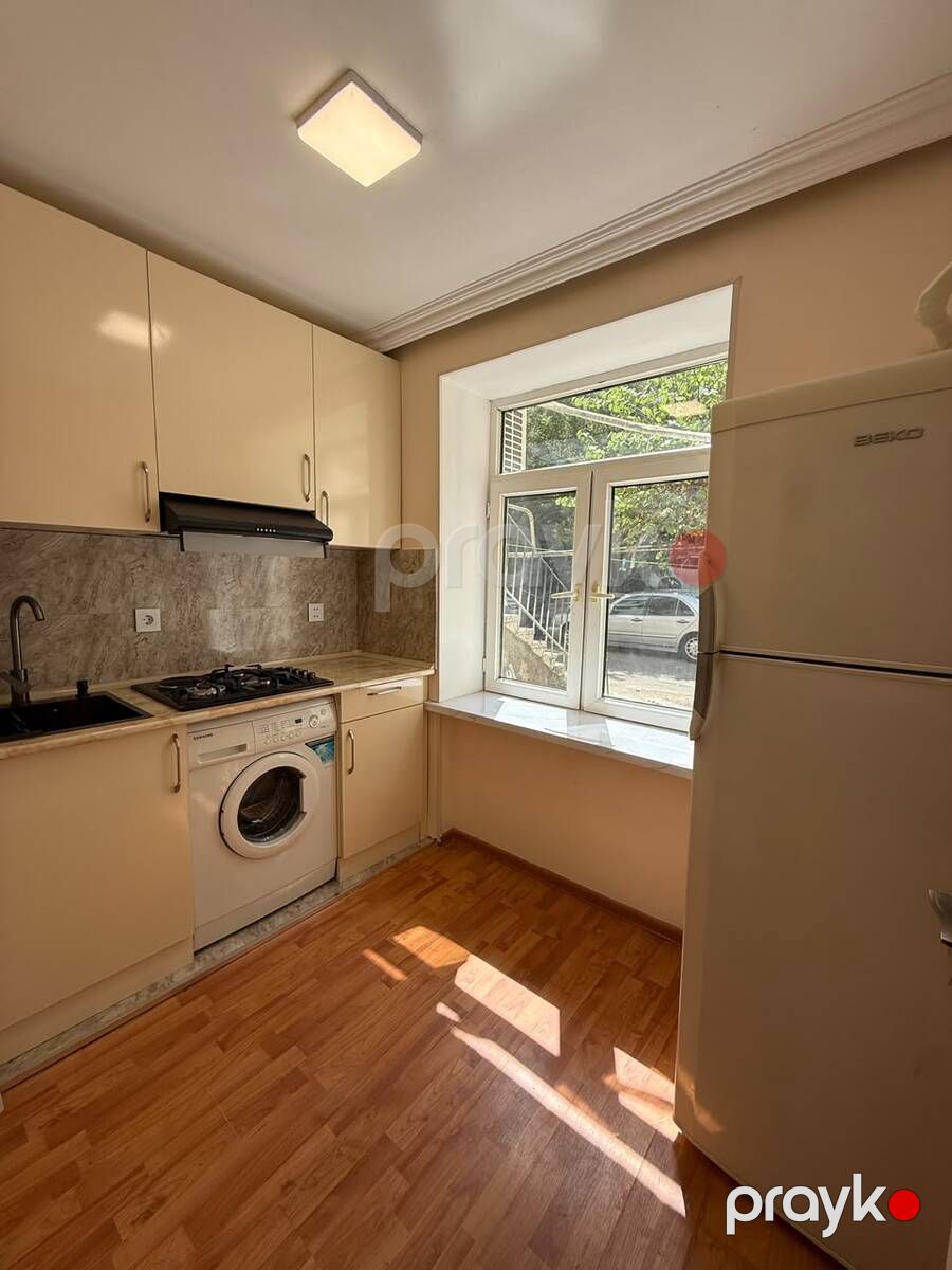 Satılır 2 otaqlı köhnə tikili 60 m² — Mənzil, Bakı (9)