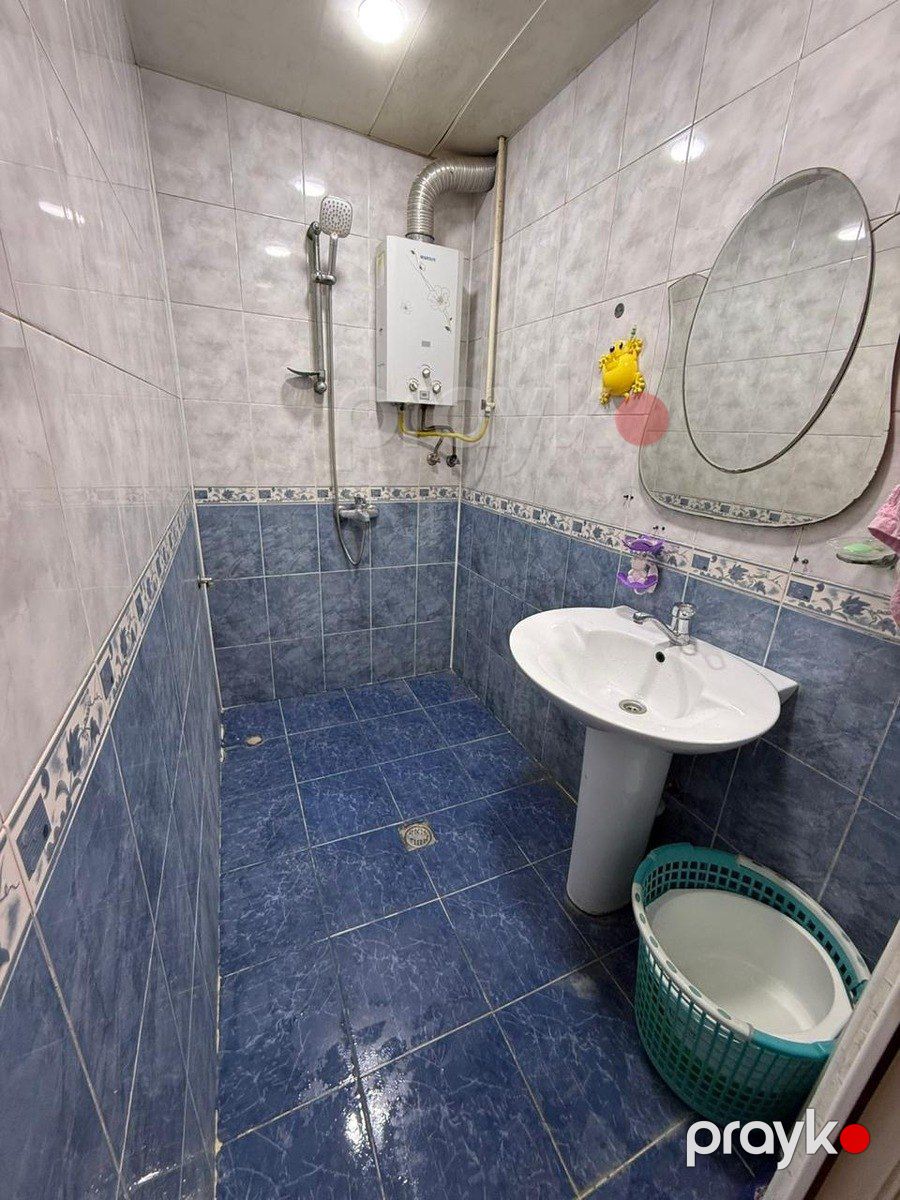 Satılır 2 otaqlı köhnə tikili 65 m² — Mənzil, Bakı (8)
