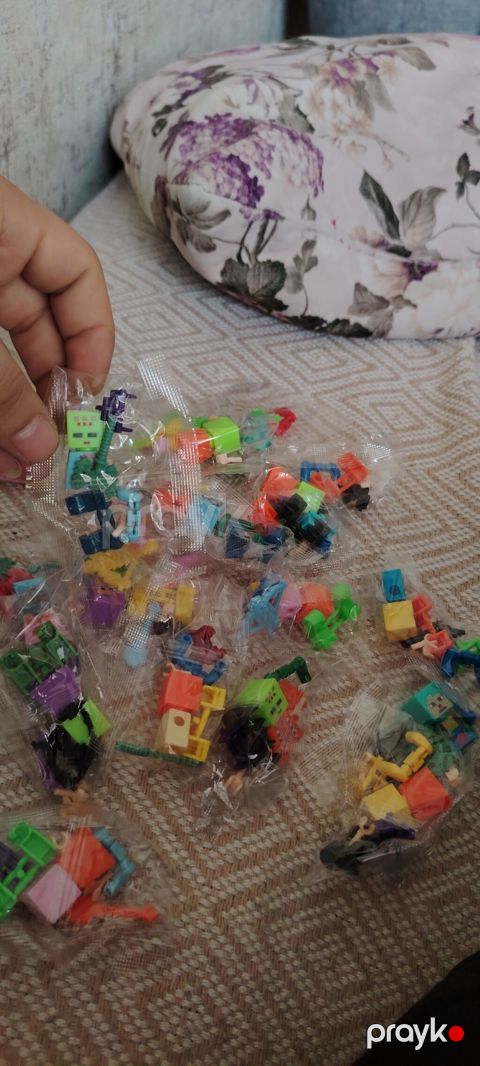 Məhsul: Mini konstruksiya fiqurları dəsti (Minecraft tərzində) — Bakı