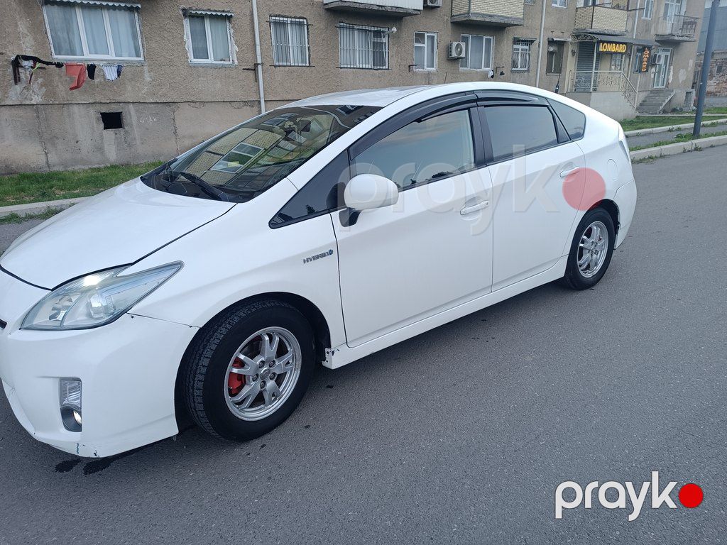 Toyota Prius, 1.8 L, 1.3 kWh, 2010 il, 250 854 km — Avtomobillər, Gəncə (5)
