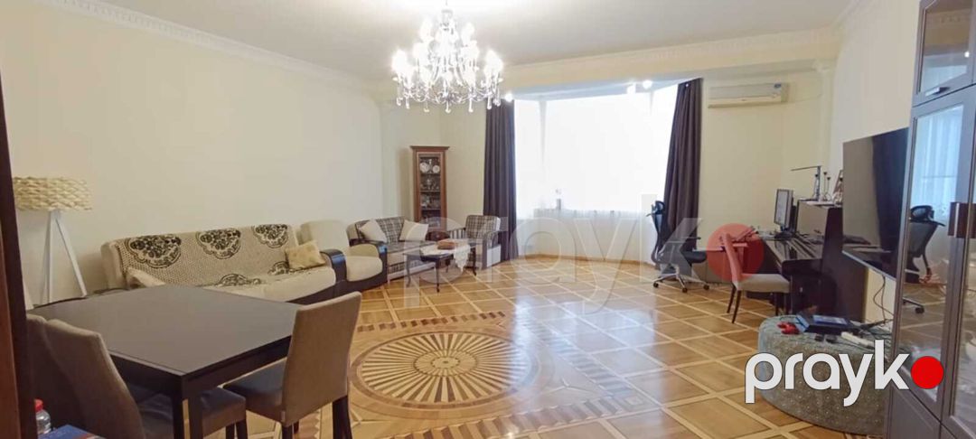 Satılır 4 otaqlı yeni tikili 200 m² — Mənzil, Bakı (2)