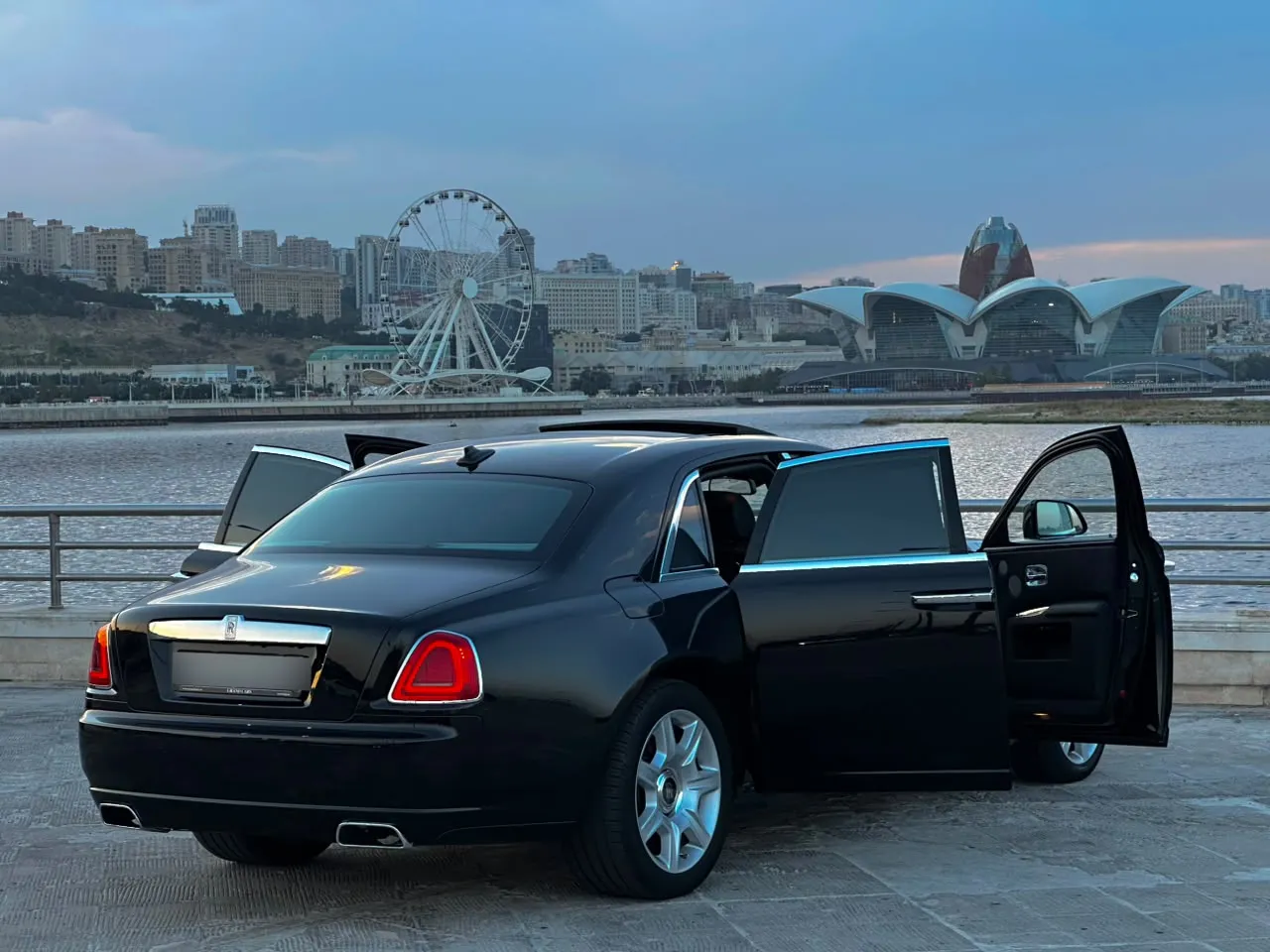 Rolls Royce Ghost 2021 — gündəlik icarə — Minik avtomobili icarəsi, Bakı (4)