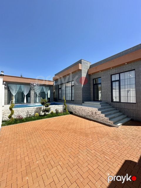 Satılır 4 otaqlı həyət evi/bağ evi 202 m² — Bakı