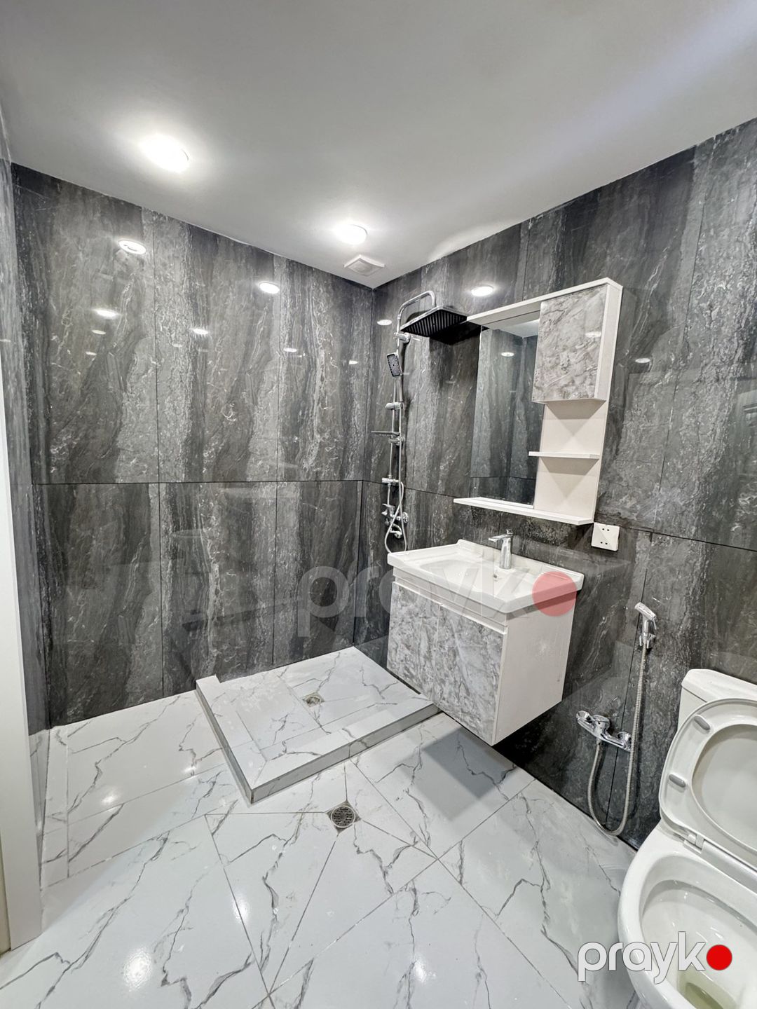 Satılır 2 otaqlı köhnə tikili 58 m² — Mənzil, Bakı (8)