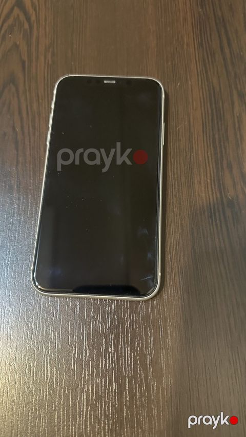 Apple iPhone 11 White 128GB/4GB — Bakı