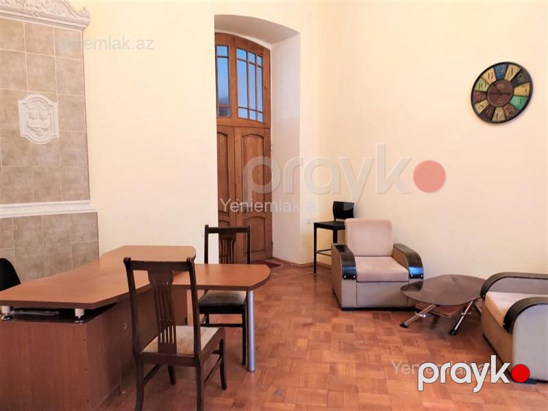 Satılır 4 otaqlı Bina evi menzil (Köhnə tikili), 180 m², Səbail rayonu — Mənzil, Bakı (8)