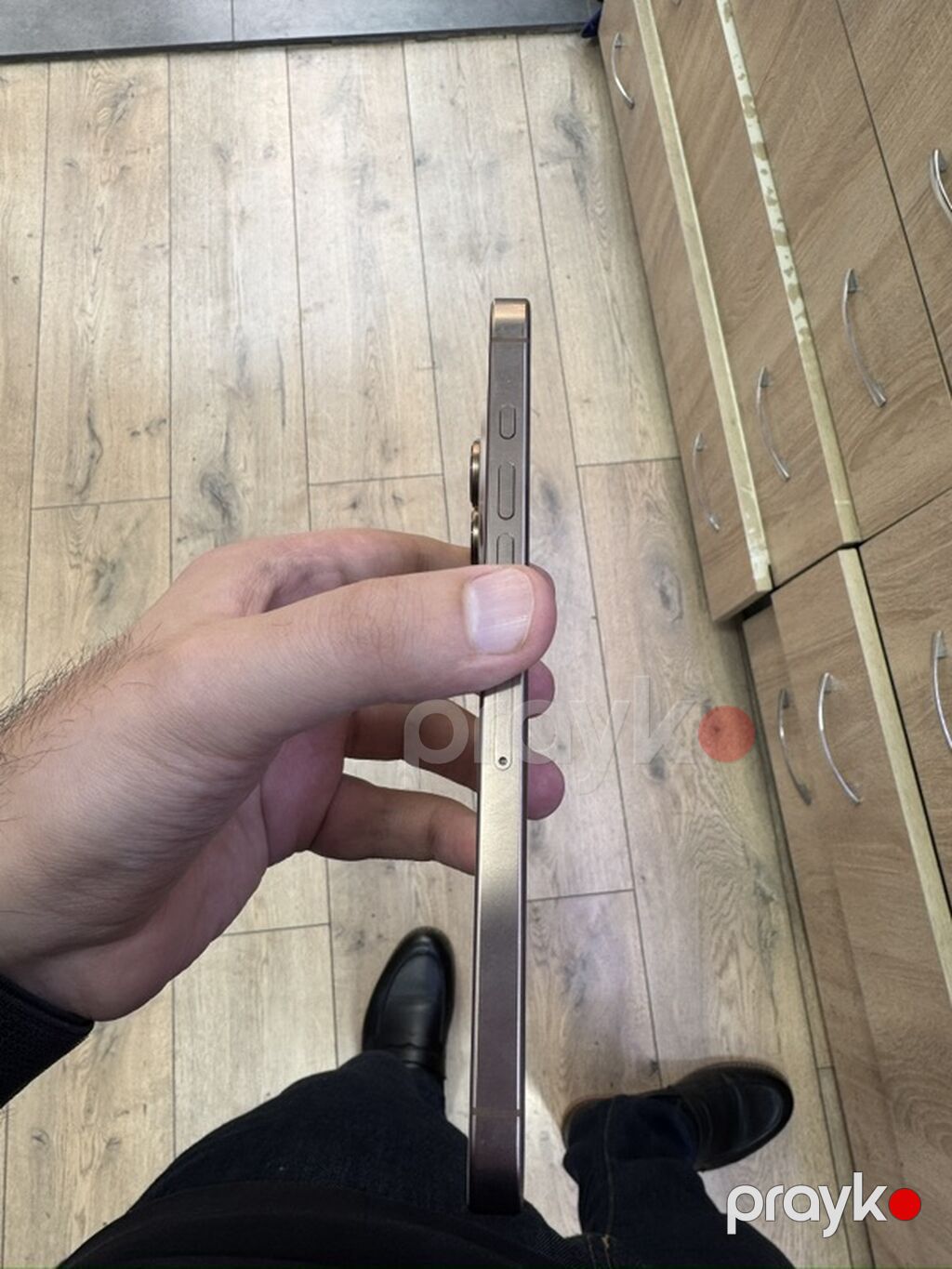 IPhone 16 Pro Max, 256 GB, Qızılı, Simsiz şarj — Apple iPhone, Bakı (3)