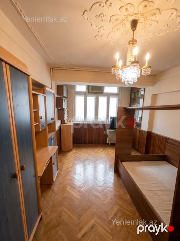 Satılır 4 otaqlı Bina evi menzil (Köhnə tikili), 120 m², Nərimanov rayonu — Mənzil, Bakı (3)