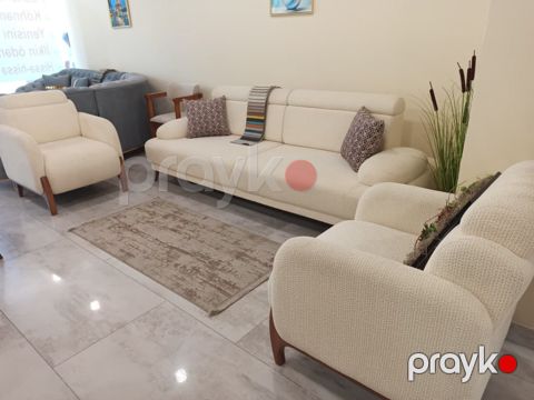Künc divan — Bakı