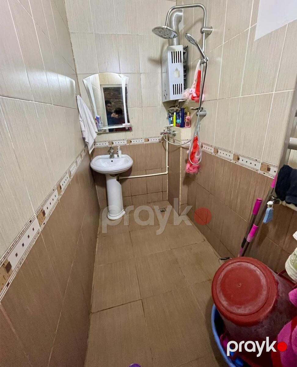 Satılır 2 otaqlı köhnə tikili 65 m² — Mənzil, Bakı (10)
