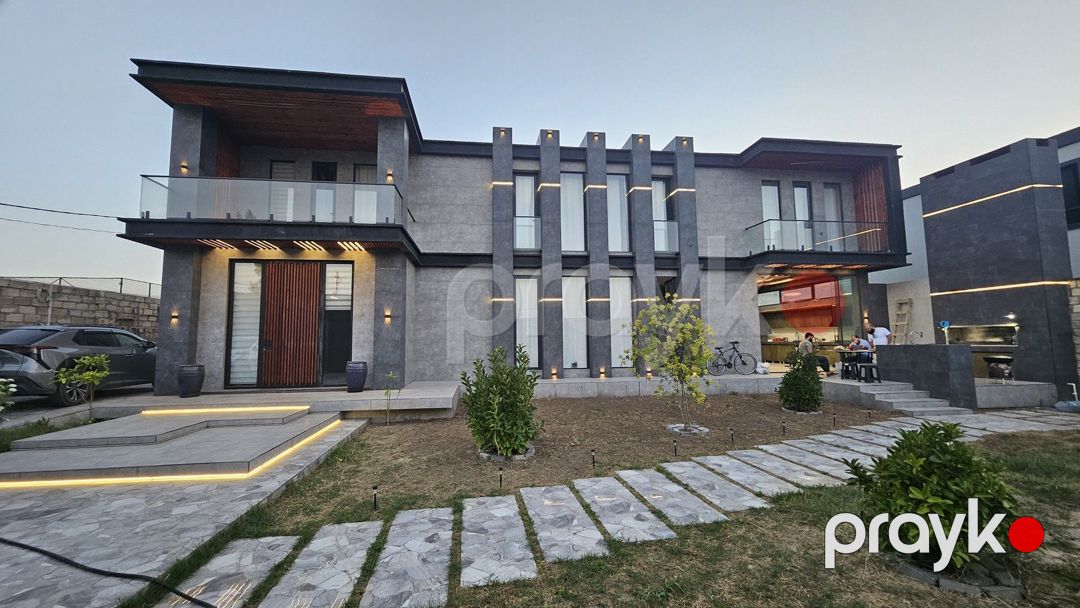 Satılır 6 otaqlı həyət evi/bağ evi 300 m² — Ev, villa, Bakı (2)