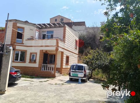 Satılır 8 otaqlı həyət evi/bağ evi 240 m² — Bakı