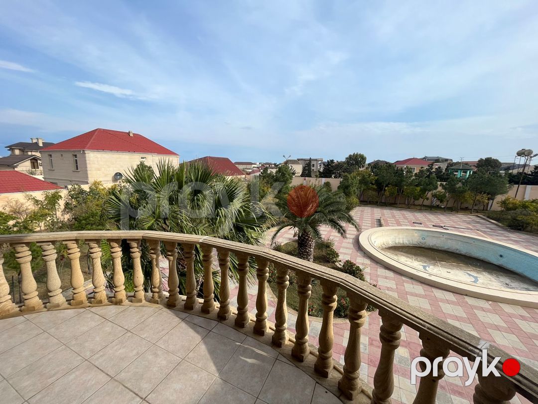 Satılır 8 otaqlı həyət evi/bağ evi 810 m², Şüvəlan q Bakı ş, Şüvəlan qəsəbəsi — Ev, villa, Bakı (8)