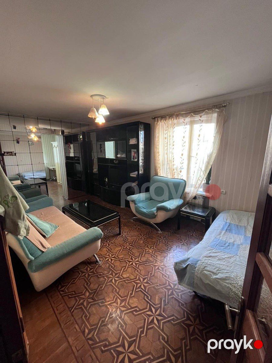 Satılır 2 otaqlı köhnə tikili 60 m² — Mənzil, Bakı (2)