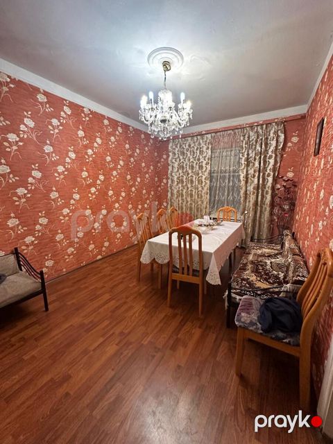 5-otaqlı mənzil, Azadlıq m., 135 m² — Bakı